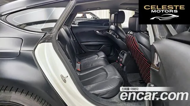 AUDI A7 3.0 TFSI Quattro 2012 — photo 12 sur 26