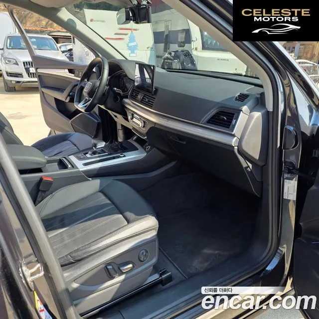 AUDI Q5 (FY) 45 TFSI Quattro Premium 2022 — photo 10 sur 25