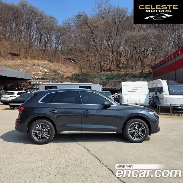 AUDI Q5 (FY) 45 TFSI Quattro Premium 2022 — photo 6 sur 25