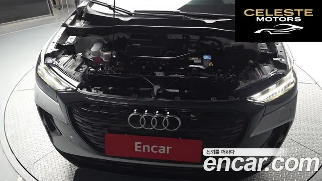 AUDI Q4 e-(F4) 40 Premium Sportback 2023 — photo 6 sur 20