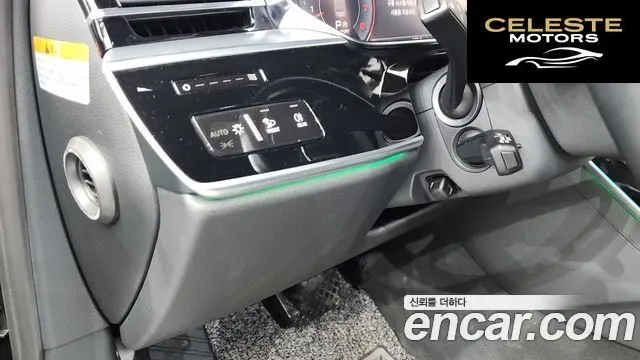 AUDI A8 (D5) 55 TFSI Quattro LWB 2020 — photo 28 sur 43