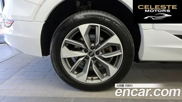 AUDI e-55 Quattro 2022 — photo 4 sur 35
