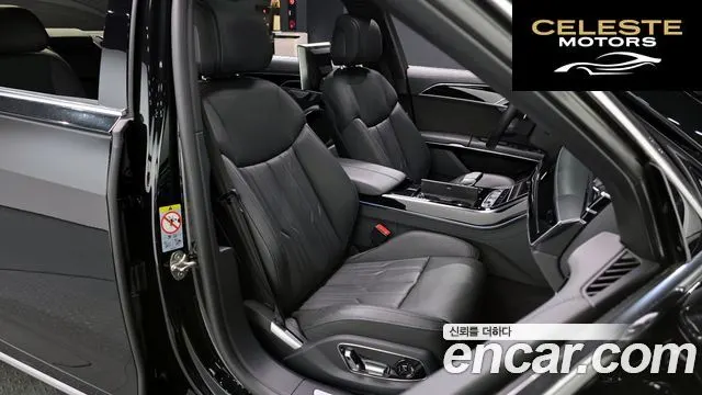 AUDI A8 (D5) 55 TFSI Quattro LWB 2021 — photo 12 sur 35