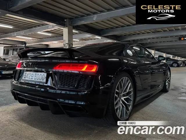 AUDI R8 (4S) 5.2 V10 Plus Coupé 2017 — photo 2 sur 26