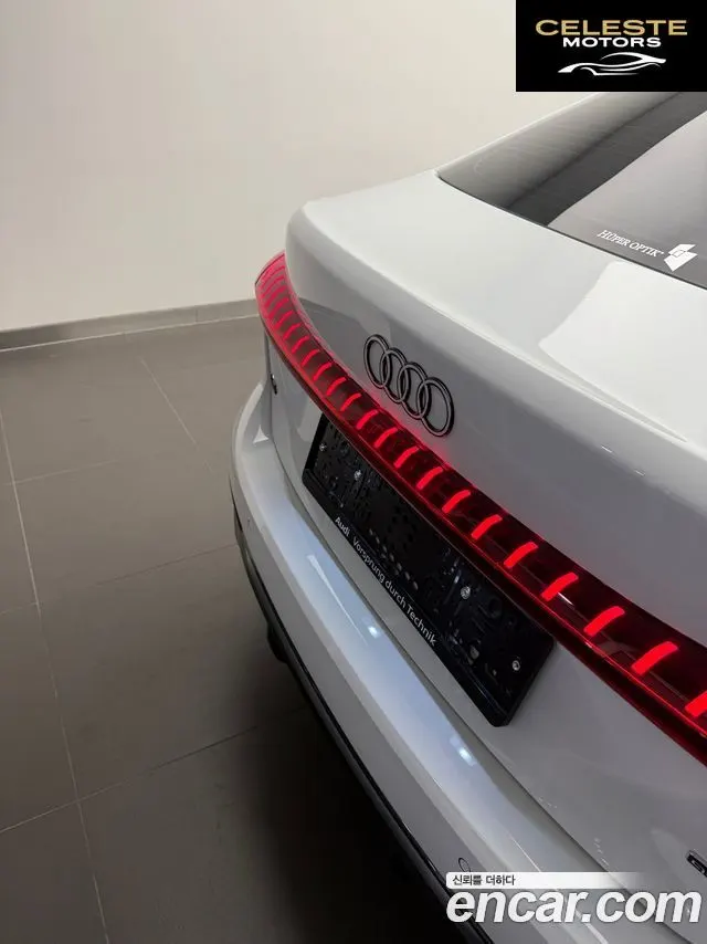 AUDI A5 (B10) 40 TDI Quattro S Line 2026 — photo 10 sur 13