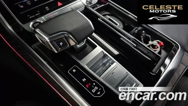 AUDI Q7 (4M) 45 TDI Quattro Premium 2021 — photo 12 sur 33