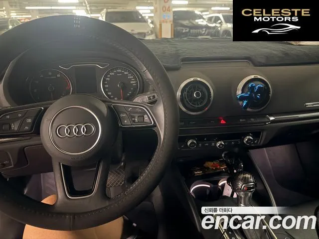 AUDI A3 40 TFSI 2018 — photo 5 sur 11
