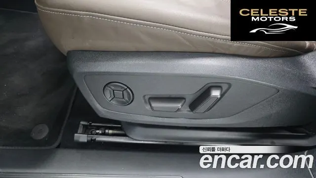 AUDI Q4 e-(F4) 40 Premium 2023 — photo 34 sur 41