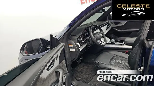 AUDI Q8 (4M) 55 TFSI Quattro Premium 2022 — photo 12 sur 39