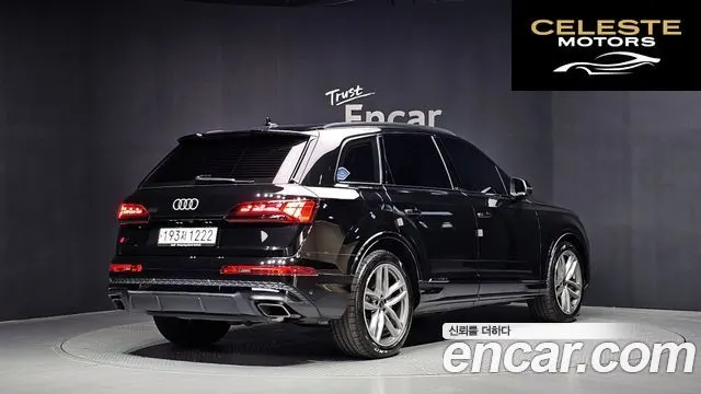 AUDI Q7 (4M) 55 TFSI Quattro Premium 2025 — photo 2 sur 35