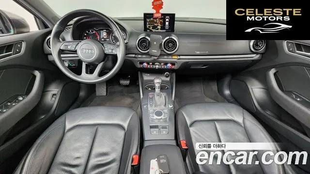 AUDI A3 40 TFSI 2018 — photo 10 sur 36