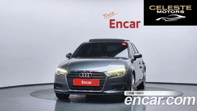 AUDI A3 40 TFSI 2018 — photo 3 sur 36
