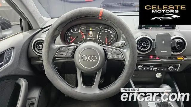 AUDI A3 40 TFSI 2018 — photo 19 sur 30