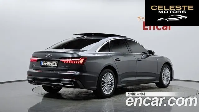 AUDI A6 (C8) 45 TFSI Premium 2021 — photo 2 sur 33