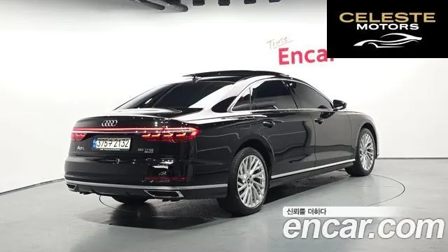 AUDI A8 (D5) 55 TFSI Quattro LWB 2021 — photo 2 sur 53