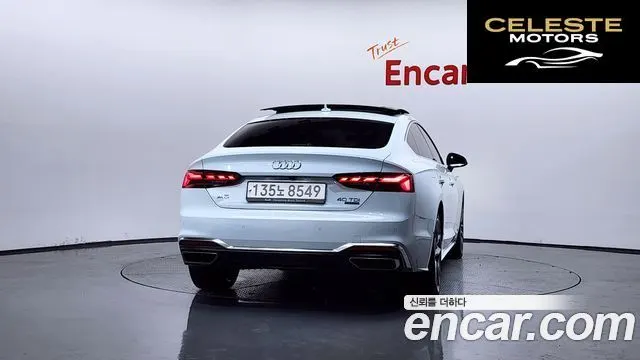 AUDI A5 (F5) 40 TDI Quattro Premium Sportback 2020 — photo 4 sur 32