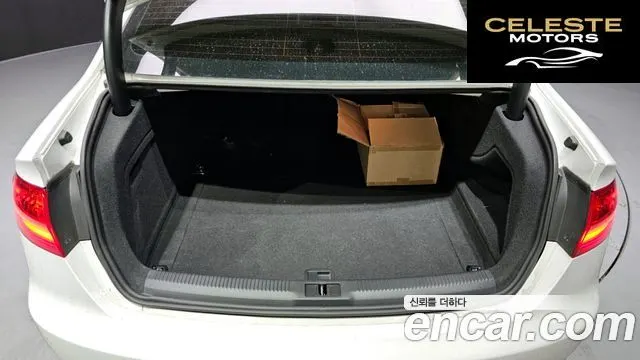 AUDI A4 30 TDI Dynamic 2015 — photo 15 sur 20