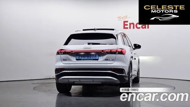 AUDI Q4 e-(F4) 45 Premium 2025 — photo 4 sur 26