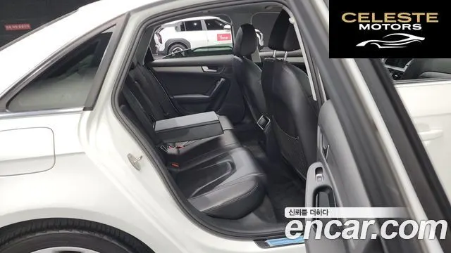 AUDI A4 2.0 TDI Dynamic 2014 — photo 11 sur 20