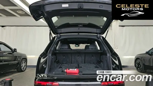 AUDI Q7 (4M) 55 TFSI Quattro Premium 2025 — photo 26 sur 35