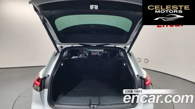 AUDI Q4 e-(F4) 40 2023 — photo 28 sur 38