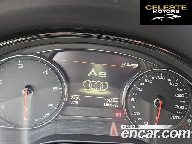 AUDI A8 4.2 TDI Quattro LWB 2013 — photo 8 sur 26