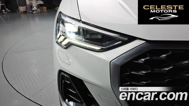 AUDI Q3 (F3) 35 TDI Sportback 2020 — photo 8 sur 37