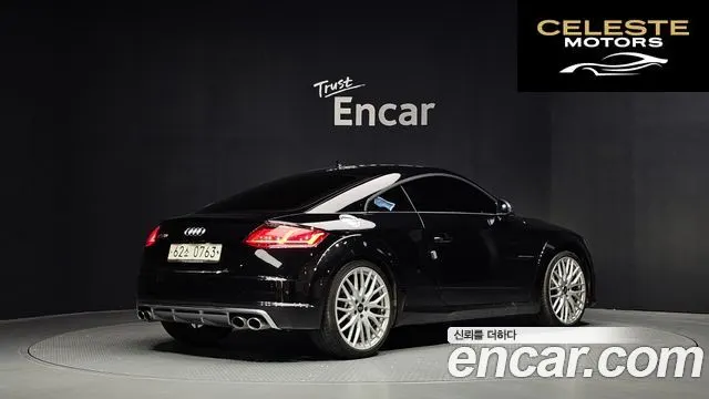 AUDI TTS (8S) Coupé 2.0 TFSI Quattro 2016 — photo 2 sur 20