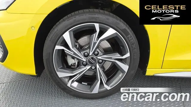 AUDI A3 (8Y) 40 TFSI Premium 2025 — photo 5 sur 39