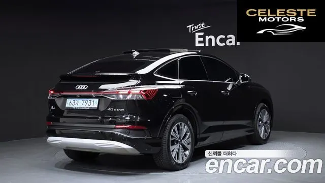 AUDI Q4 e-(F4) 40 Sportback 2023 — photo 2 sur 20
