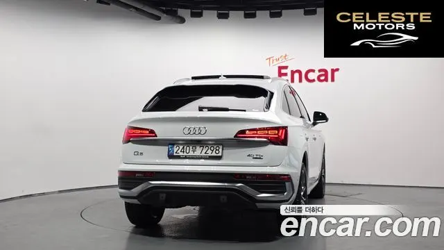 AUDI Q5 (FY) 40 TDI Quattro Premium Sportback 2023 — photo 4 sur 20