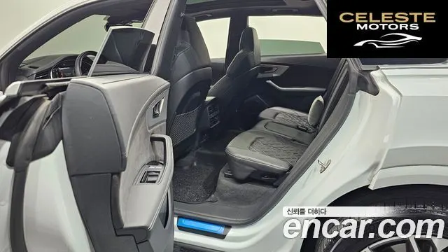 AUDI Q8 (4M) 50 TDI Quattro Premium 2021 — photo 15 sur 31