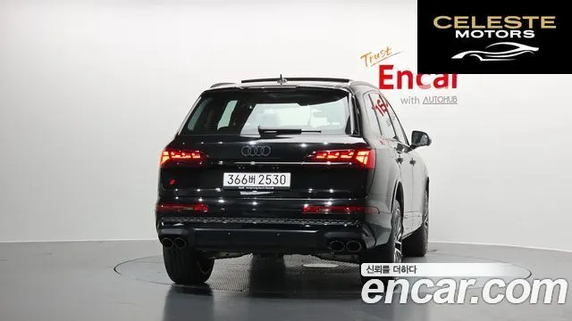 AUDI SQ7 (4M) 4.0 TFSI Quattro 2026 — photo 4 sur 34