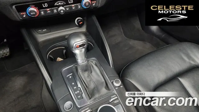 AUDI A3 40 TFSI 2018 — photo 12 sur 36