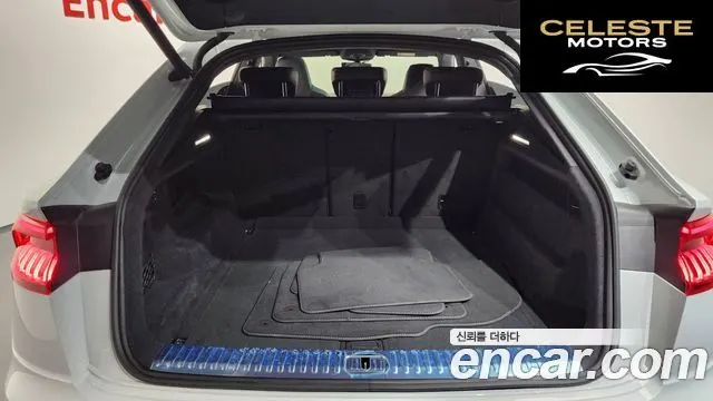 AUDI Q8 (4M) 50 TDI Quattro Premium 2021 — photo 24 sur 37