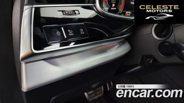 AUDI Q8 (4M) 50 TDI Quattro Premium 2021 — photo 27 sur 37