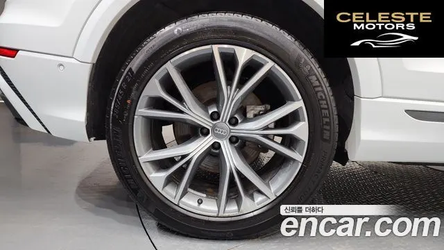 AUDI Q8 (4M) 50 TDI Quattro Premium 2021 — photo 5 sur 37