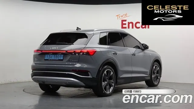 AUDI Q4 e-(F4) 40 Premium 2022 — photo 2 sur 34