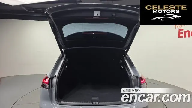 AUDI Q4 e-(F4) 40 Premium 2022 — photo 26 sur 34