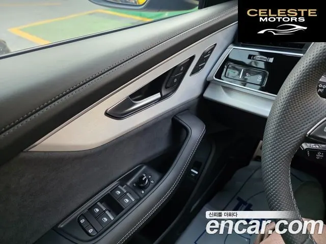 AUDI Q8 (4M) 55 TFSI Quattro Premium 2023 — photo 16 sur 26
