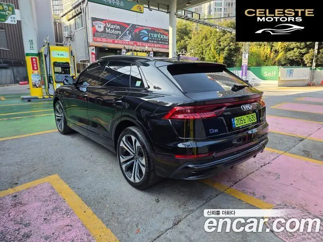 AUDI Q8 (4M) 55 TFSI Quattro Premium 2023 — photo 4 sur 26
