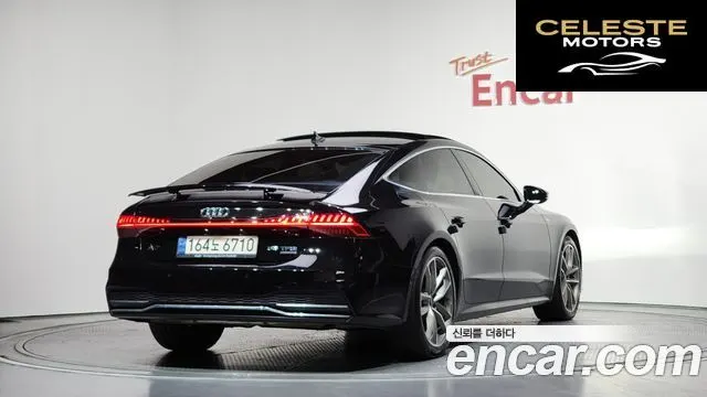 AUDI A7 (4K) 55 TFSI Quattro Premium 2021 — photo 2 sur 34