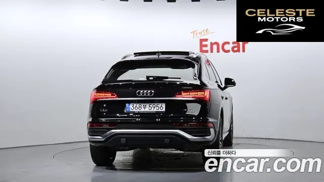 AUDI Q5 (FY) 40 TDI Quattro Premium Sportback 2023 — photo 4 sur 20