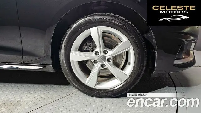 AUDI A4 (B9) 40 TFSI 2020 — photo 7 sur 39