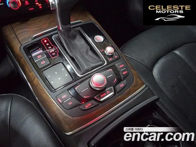AUDI A7 3.0 TFSI Quattro Dynamic 2012 — photo 10 sur 26