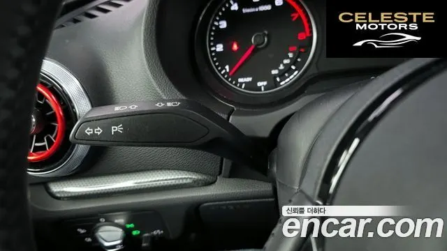 AUDI A3 40 TFSI 2018 — photo 28 sur 31