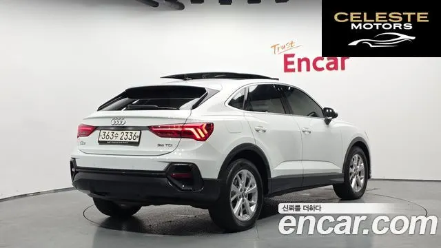 AUDI Q3 (F3) 35 TDI Sportback 2020 — photo 2 sur 32