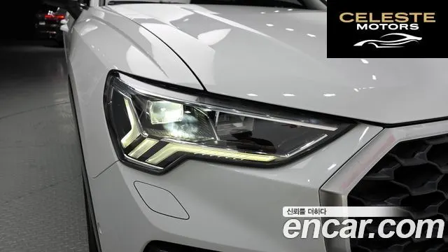 AUDI Q3 (F3) 35 TDI Sportback 2020 — photo 8 sur 32