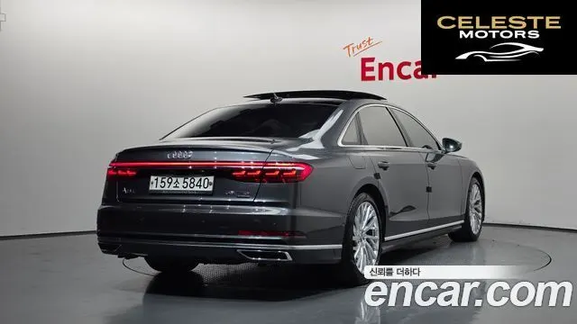 AUDI A8 (D5) 55 TFSI Quattro LWB 2020 — photo 2 sur 39