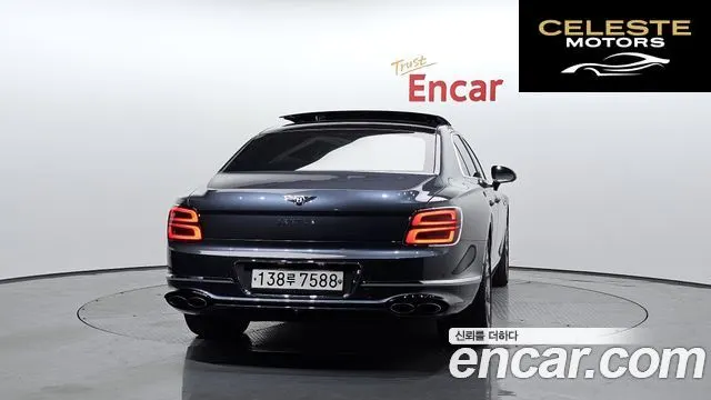 BENTLEY Flying Spur 34.0 2021 — photo 4 sur 20